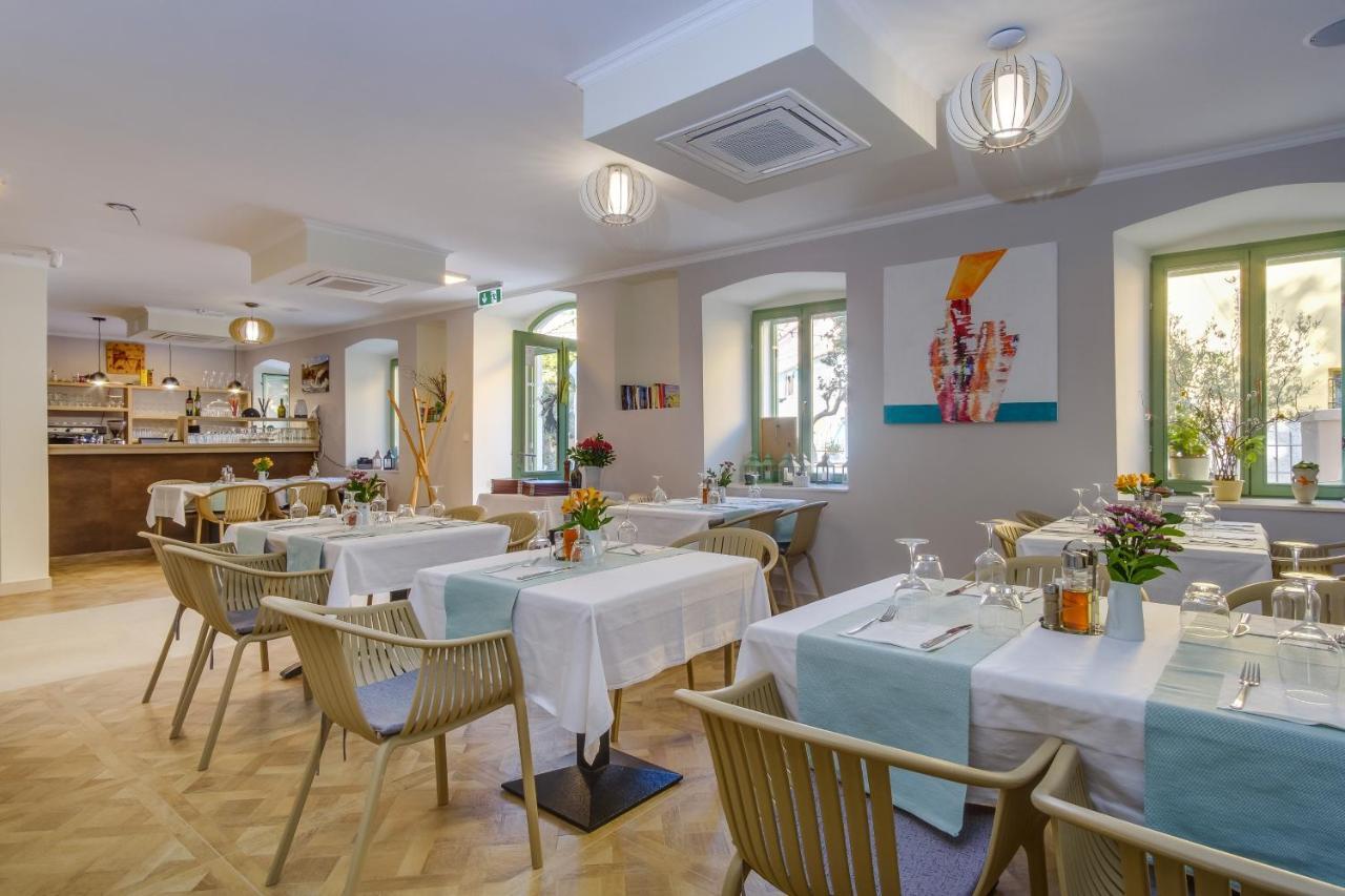 Hotel Vila Conte Veli Lošinj Exterior foto
